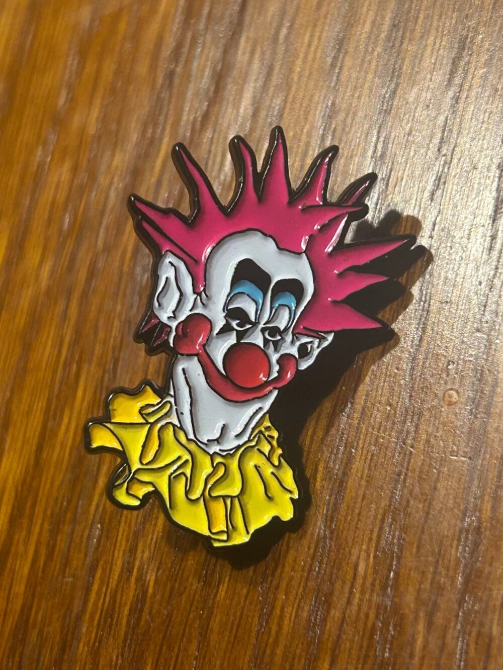 Killer Clowns from Outer Space Pin 6